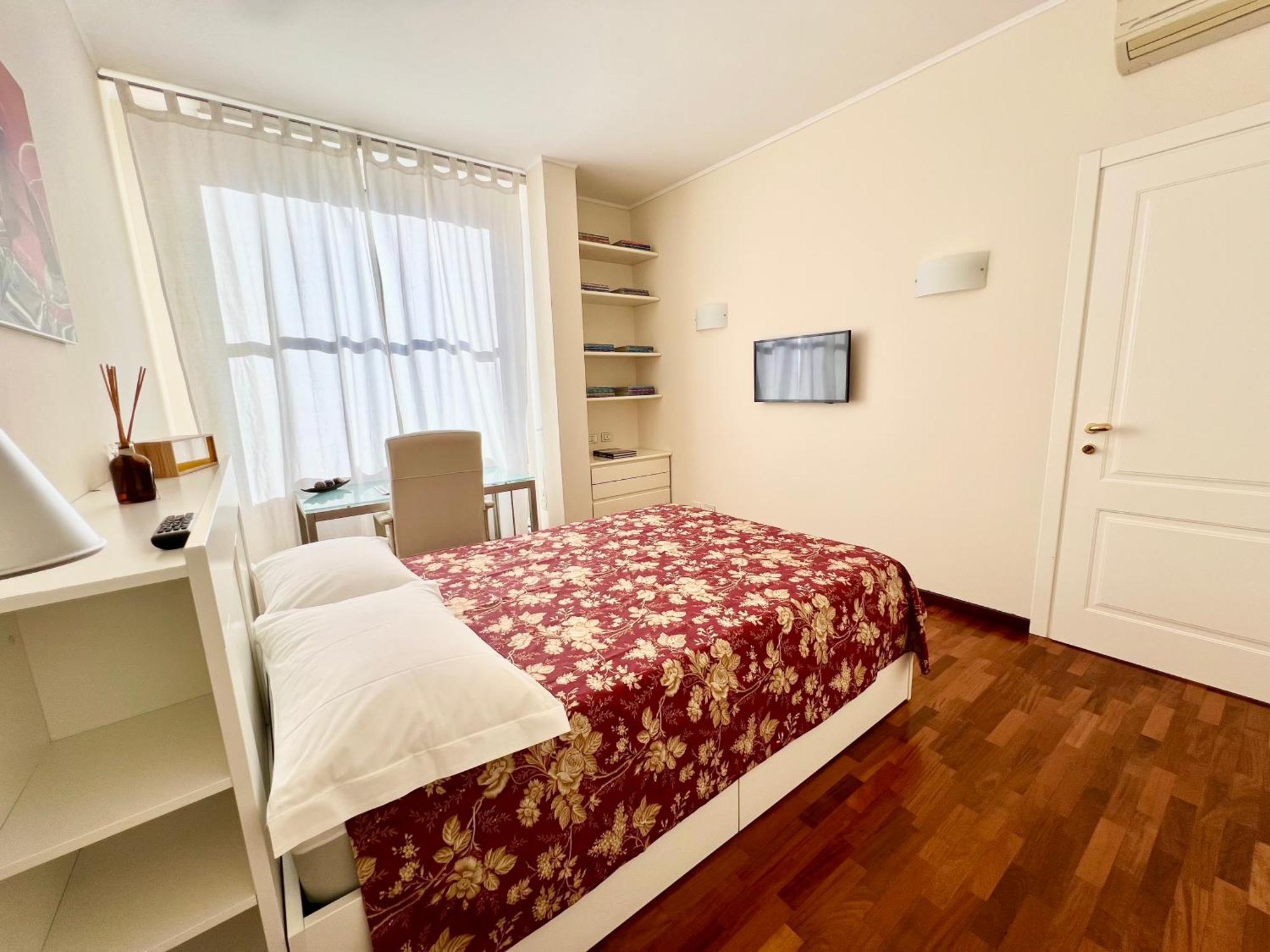 Stylish Room In Milano — Photos 2